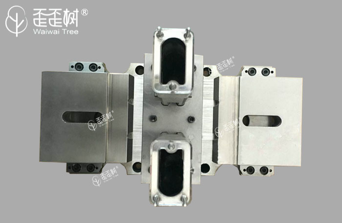 Low Voltage Electrical Appliance Mould